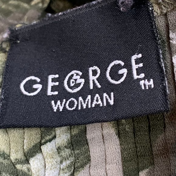 George Woman Accordion Floral Sleeveless Top Scoop Neckline X-Large Green Black - Picture 3 of 11